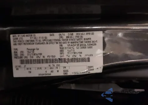 2016 Ford Focus Se z USA, uszkodzony, nr VIN 1FADP3F20GL329626